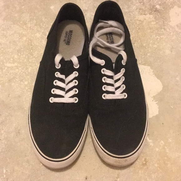 Mossimo Supply Co. Black and White Sneakers Sz 8 - Picture 2 of 6